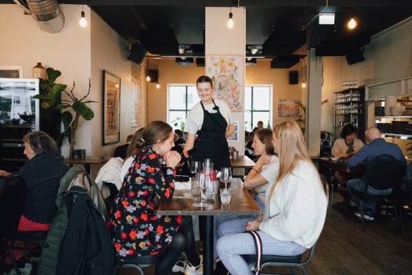 Smaking med Kvestad og Arvid Notland på Allmuen